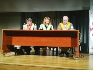 María Angeles Siemens, Cristina Valera y Pedro José Vila en las jornadas Masonería y Memoria Democrática en Mérida (Badajoz). Noviembre 2022
